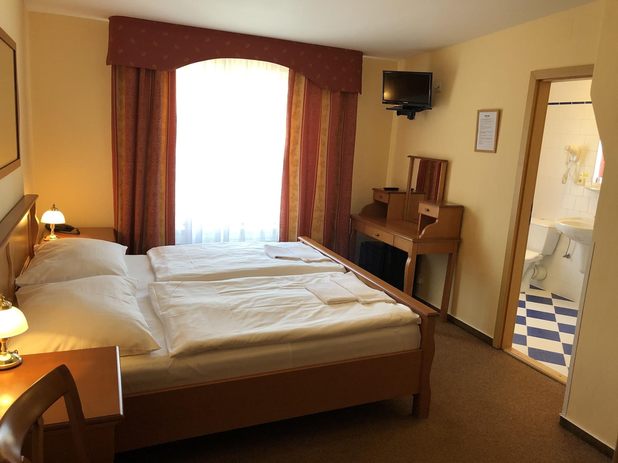 Brezina Pension Prague Exterior photo