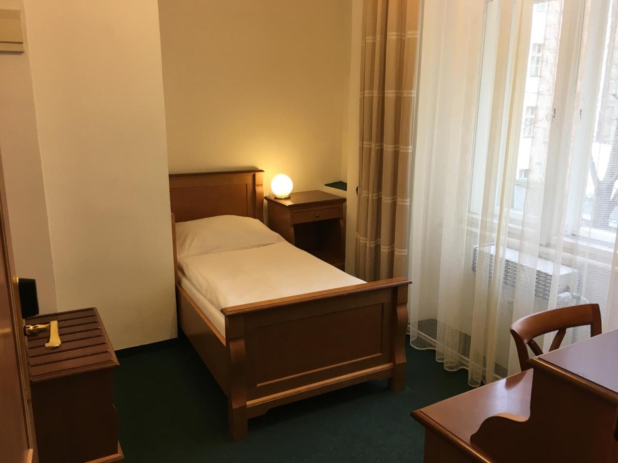 Brezina Pension Prague Exterior photo